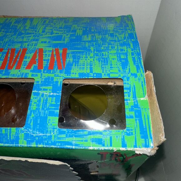 MANLEY TOY QUEST STRETCH SCREAMERS ELECTRONIC 14" WOLFMAN WITH BOX - Picture 12 of 16